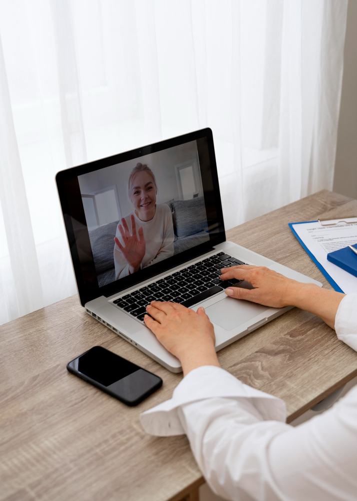  Online Terapi Nedir? Avantajları ve Ruh Sağlığınıza Faydaları